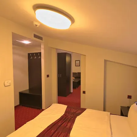 Hamburg 4* Skopie